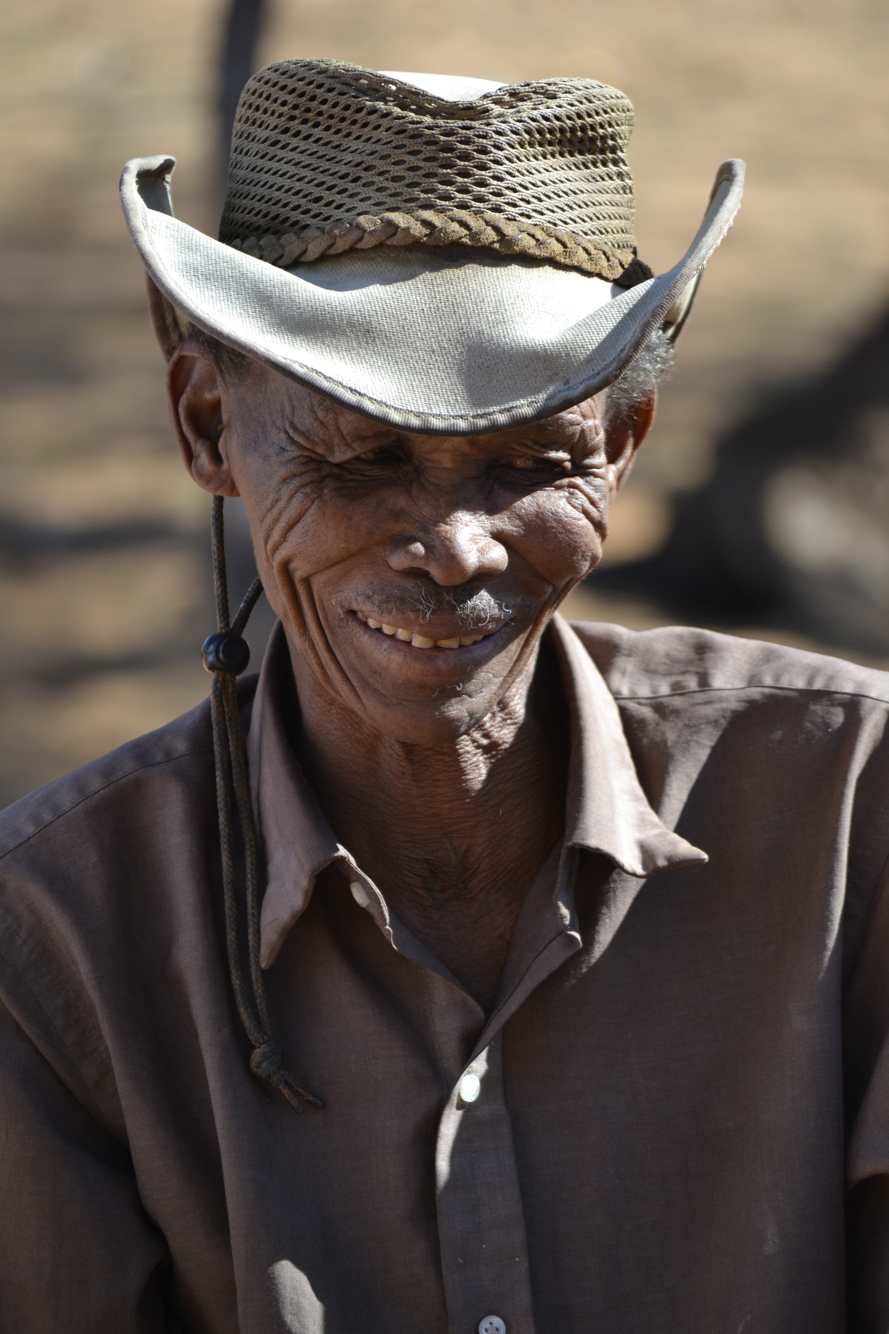 Collection of data on the !Kung language in Corridor17, Aminuis field work: Corridor 17