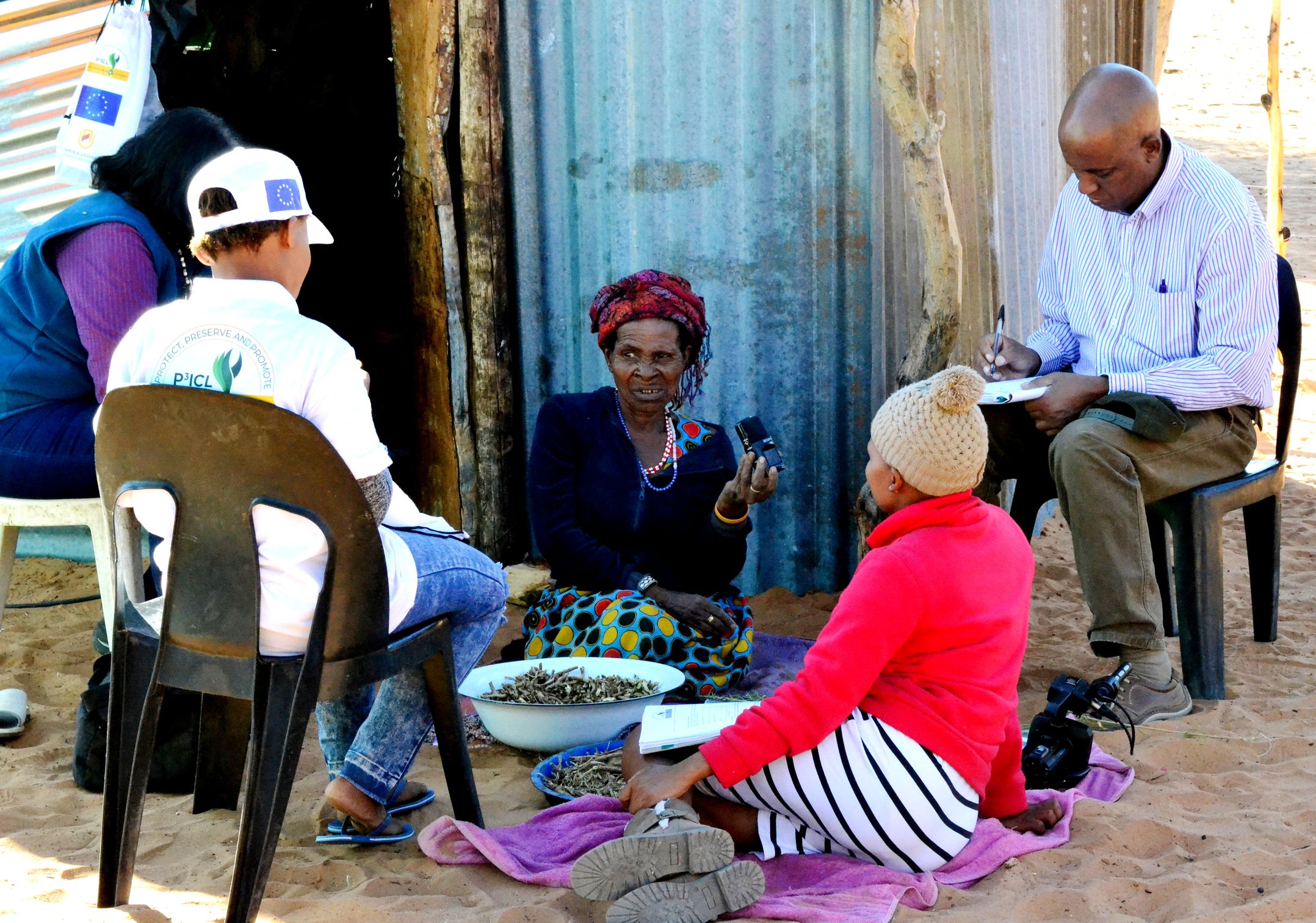 Collection of data on the !Kung language in Corridor17