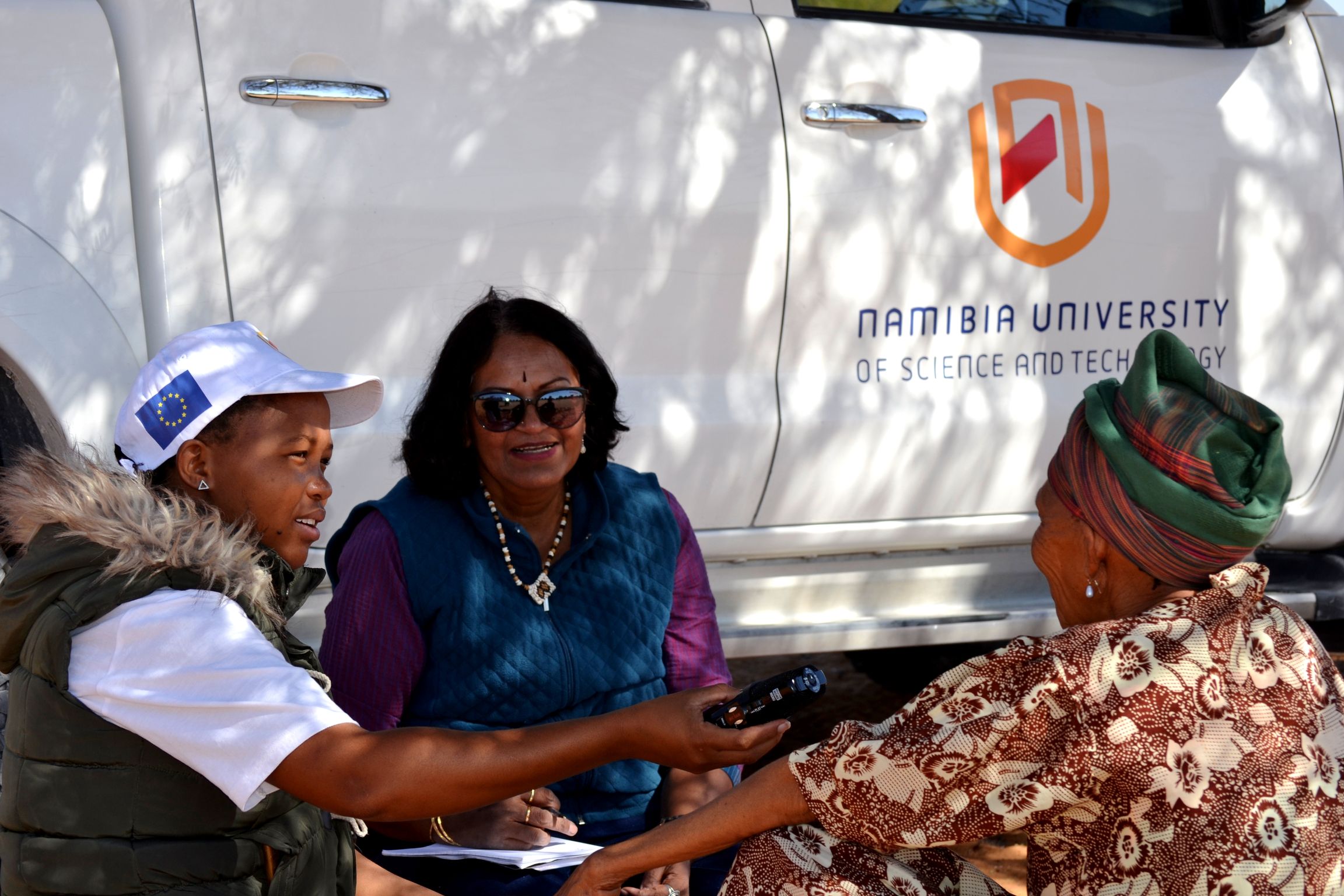 Collection of data on the !Kung language in Corridor17